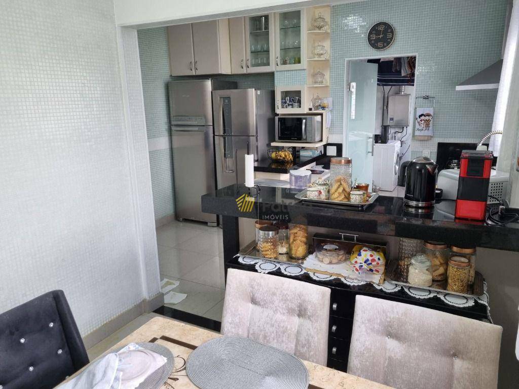 Apartamento à venda com 3 quartos, 208m² - Foto 15