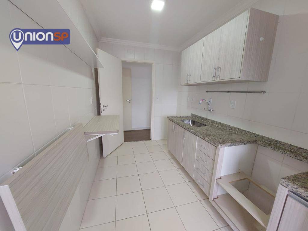 Apartamento à venda com 2 quartos, 62m² - Foto 19