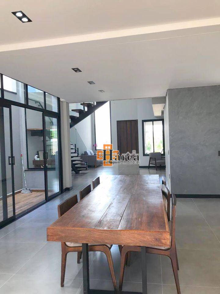 Sobrado à venda com 4 quartos, 300m² - Foto 7