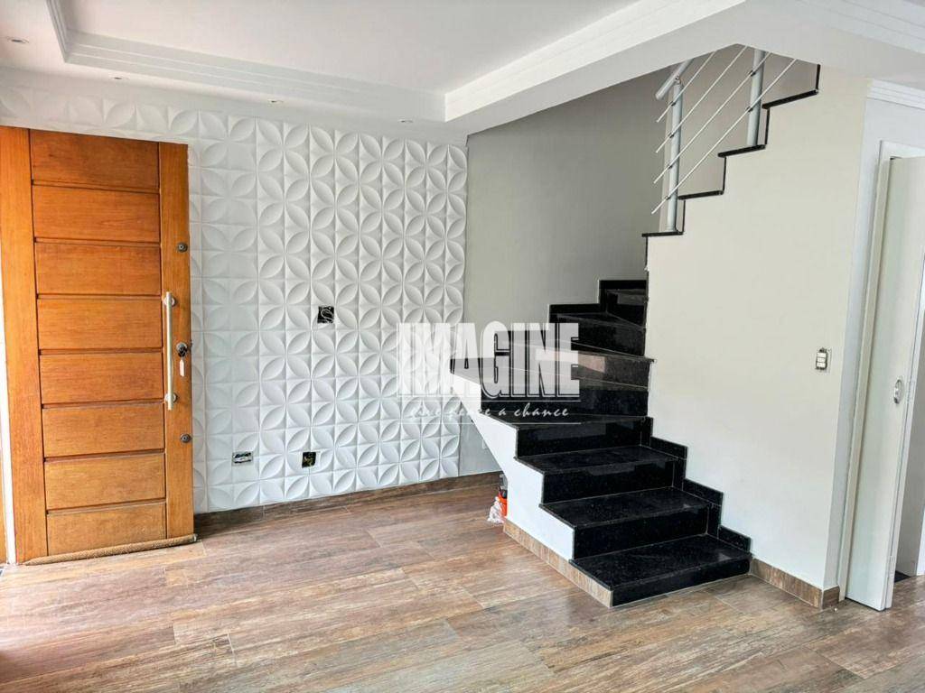 Sobrado à venda com 3 quartos, 100m² - Foto 3