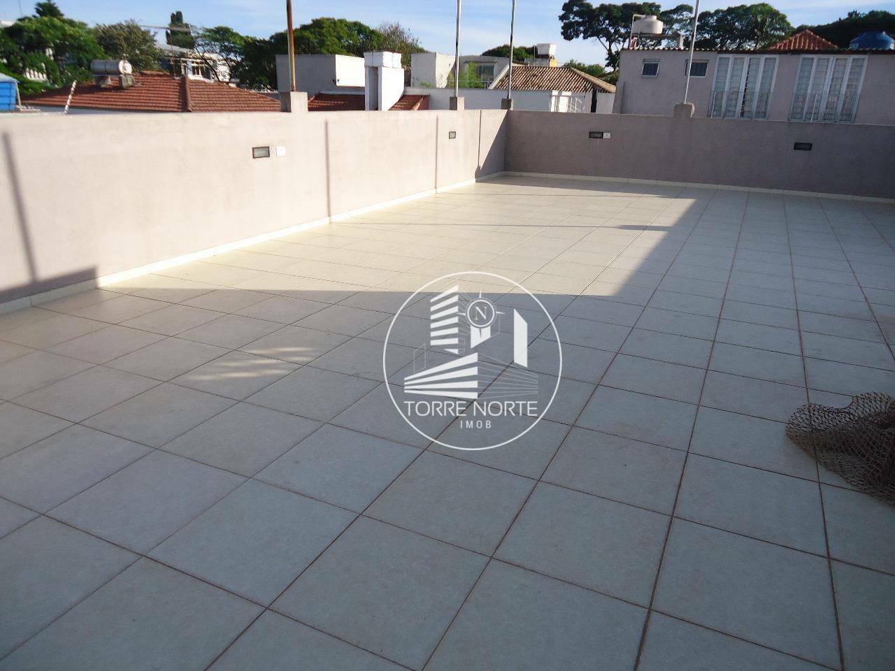 Sobrado à venda com 4 quartos, 480m² - Foto 2