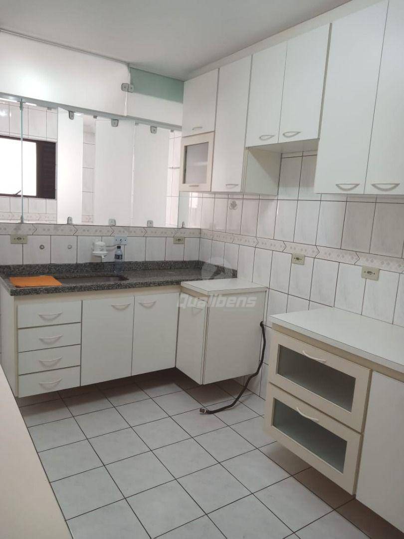 Apartamento para alugar com 3 quartos, 95m² - Foto 6