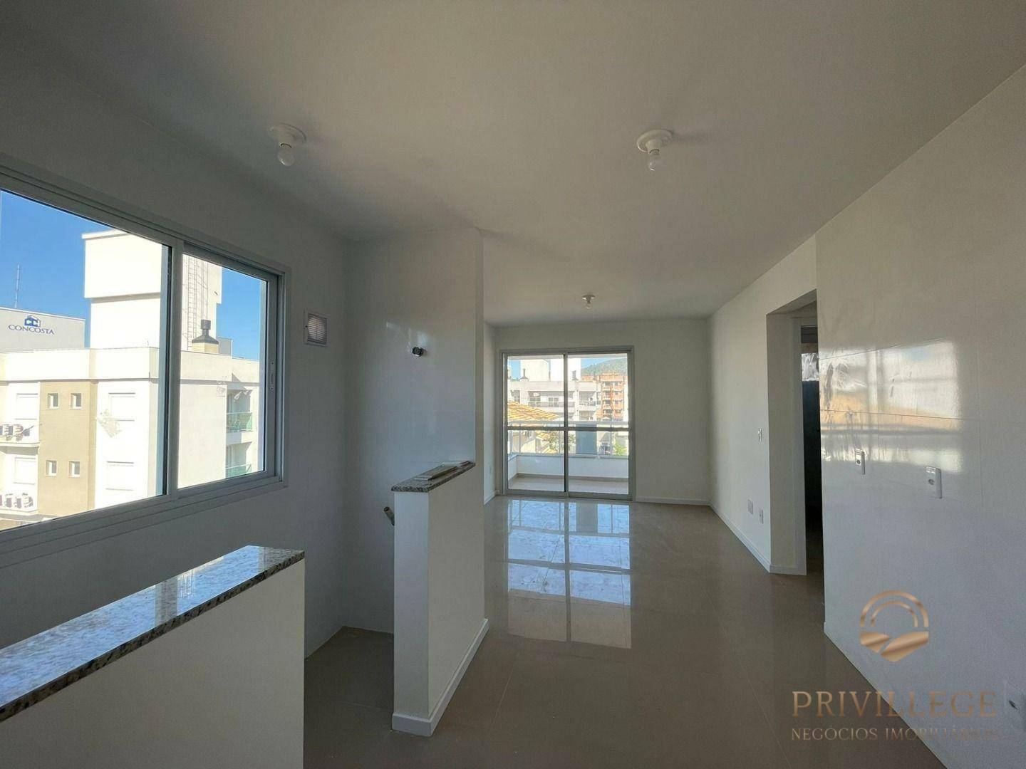 Apartamento à venda com 2 quartos, 61m² - Foto 8