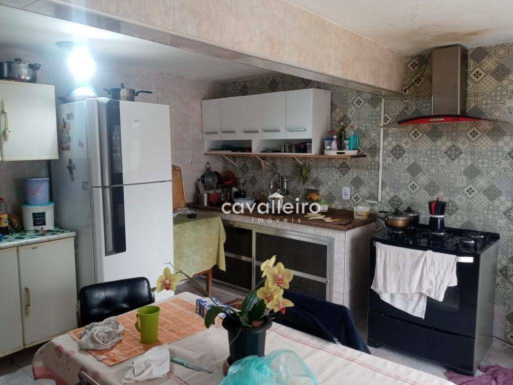 Casa à venda com 4 quartos, 300m² - Foto 11