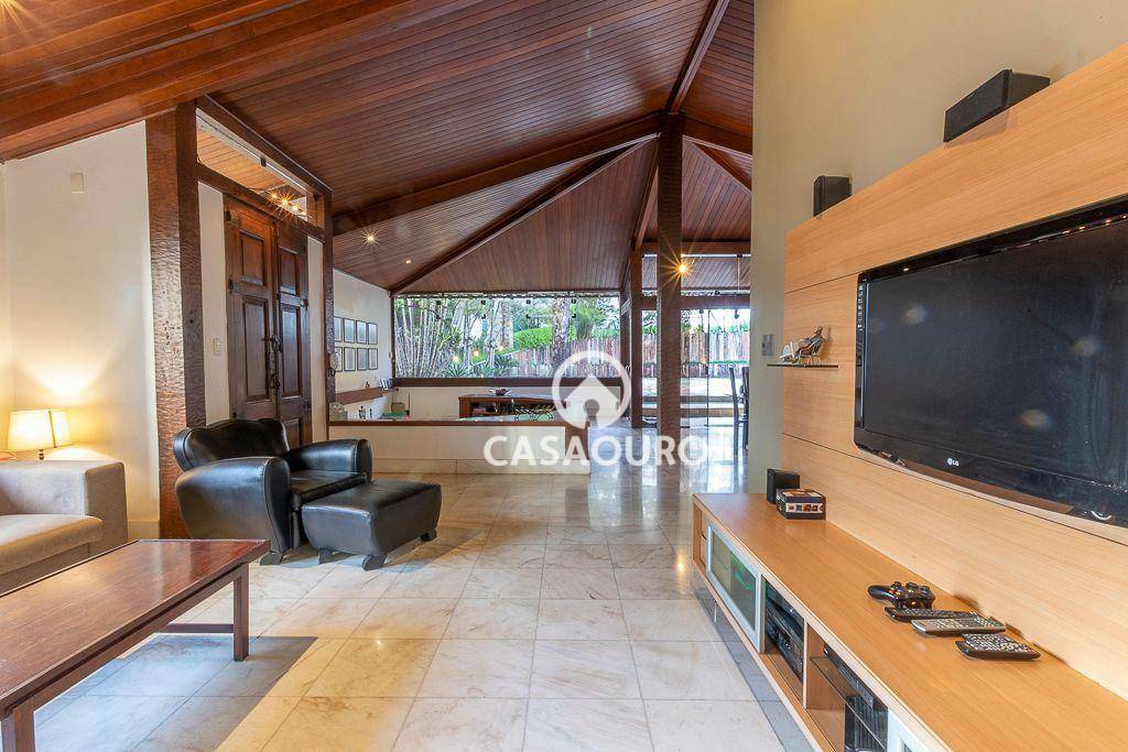 Casa à venda com 5 quartos, 750m² - Foto 24