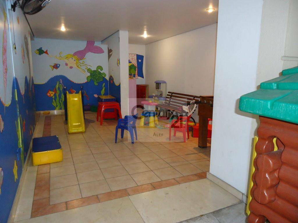 Apartamento à venda com 3 quartos, 98m² - Foto 27