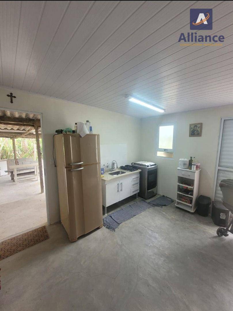 Sítio à venda com 1 quarto, 100m² - Foto 12
