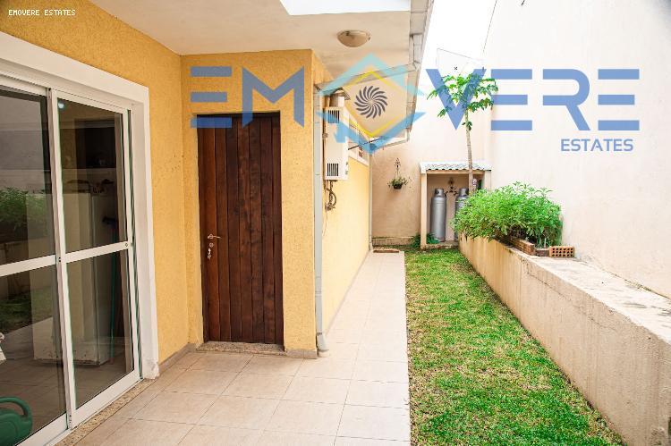 Casa de Condomínio à venda com 3 quartos, 370m² - Foto 18