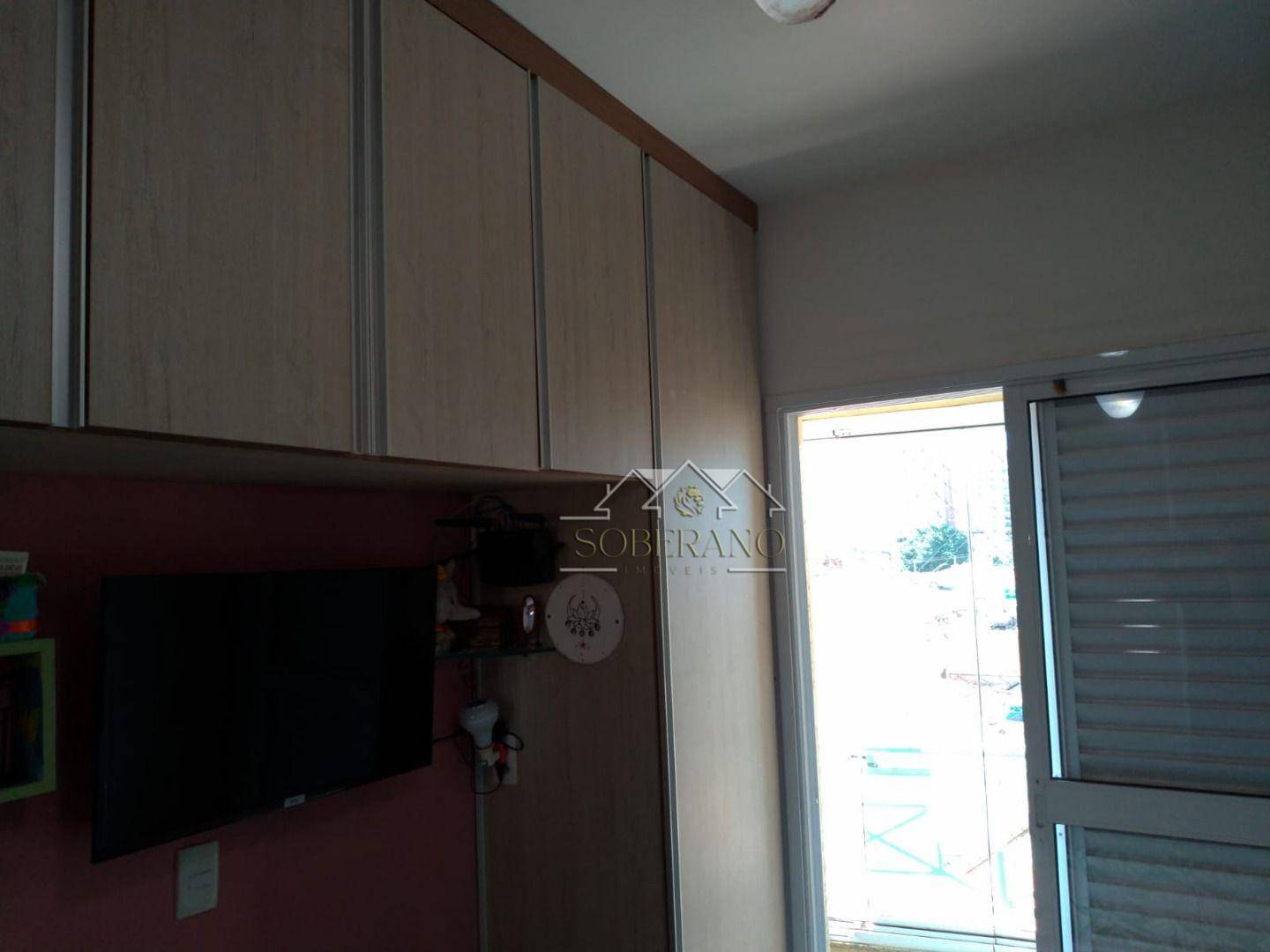 Apartamento à venda com 2 quartos, 70m² - Foto 10