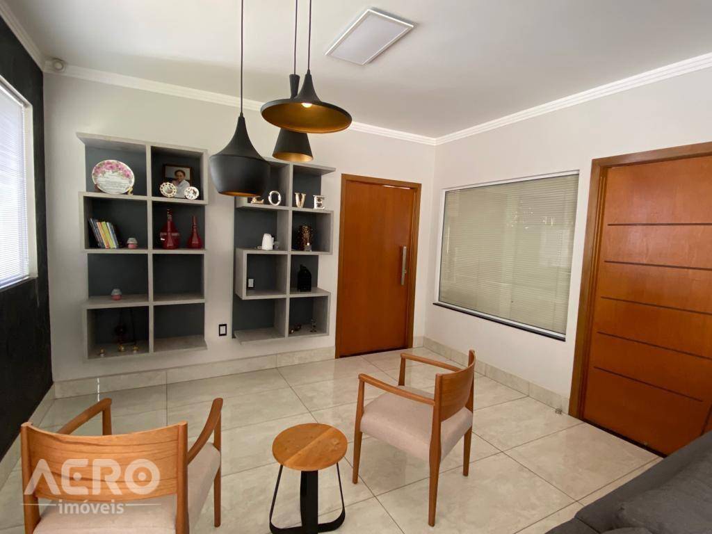 Casa à venda com 3 quartos, 258m² - Foto 21