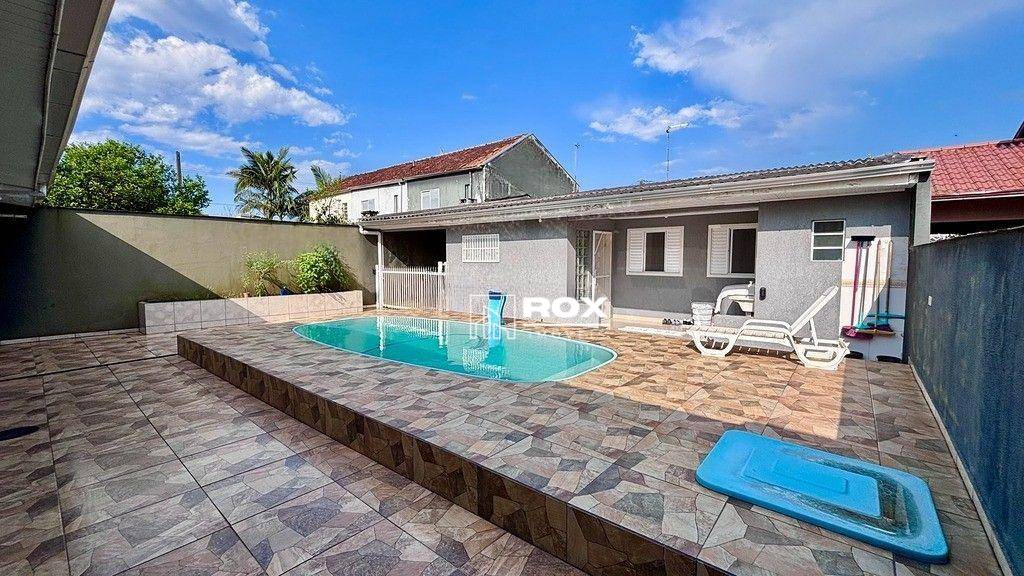 Casa, 4 quartos, 220 m² - Foto 2