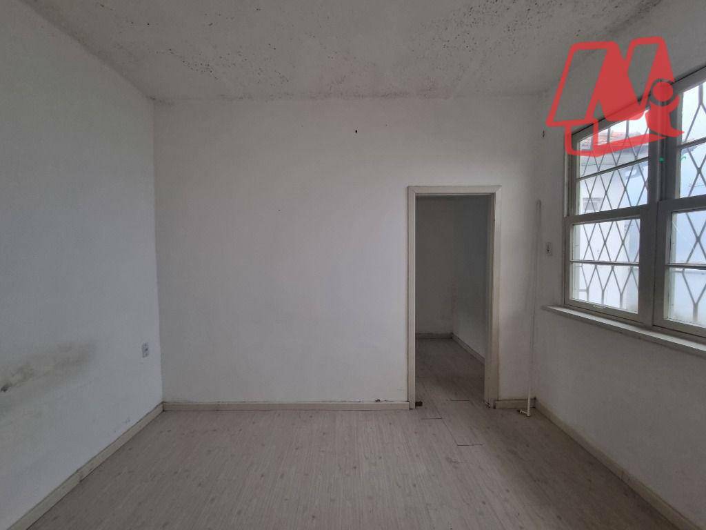 Casa à venda com 5 quartos, 244m² - Foto 33