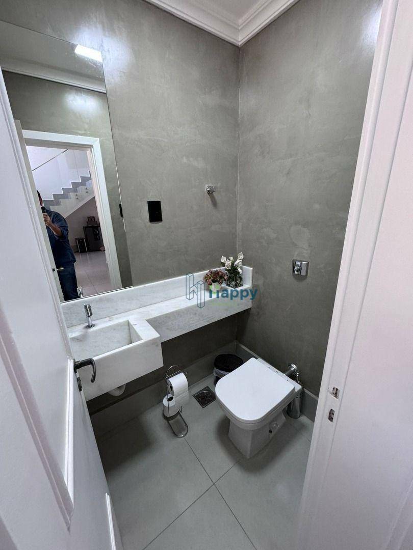 Casa de Condomínio para alugar com 4 quartos, 307m² - Foto 24