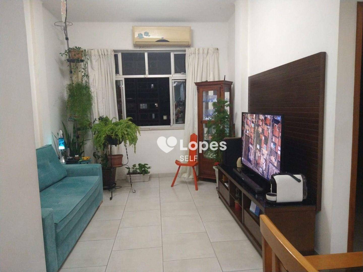 Apartamento à venda com 2 quartos, 71m² - Foto 1