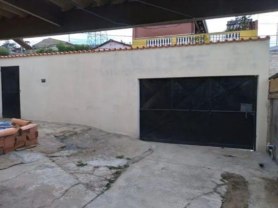 Casa à venda com 2 quartos, 300m² - Foto 4