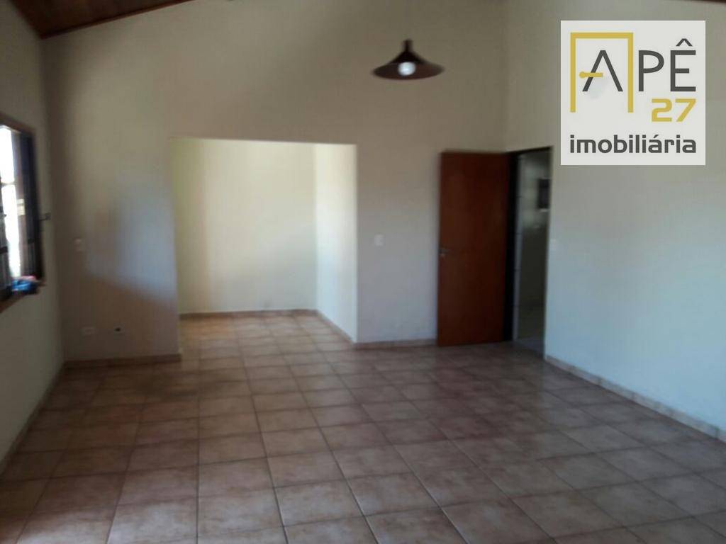 Casa à venda com 2 quartos, 170m² - Foto 4