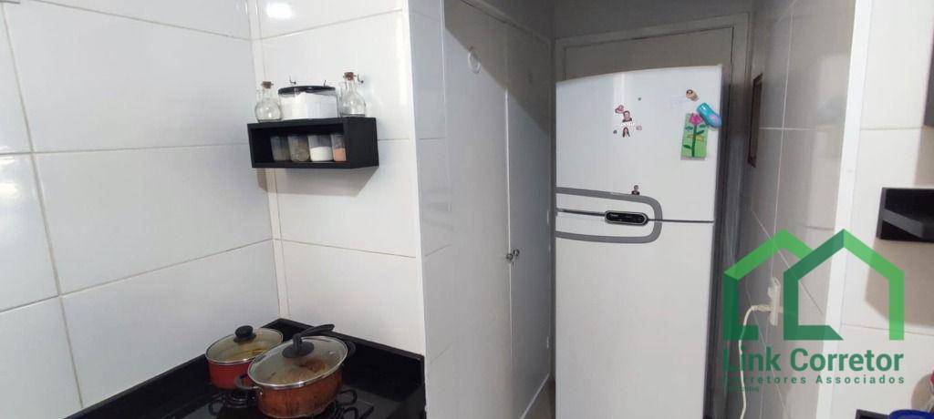 Apartamento à venda com 2 quartos, 74m² - Foto 9