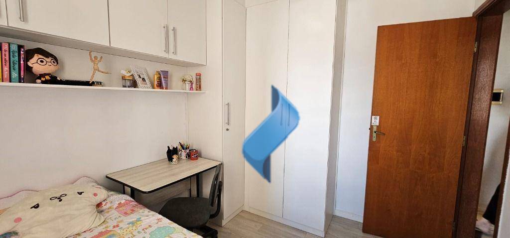 Apartamento à venda com 3 quartos, 73m² - Foto 9