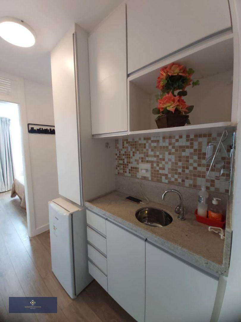 Apartamento à venda com 2 quartos, 79m² - Foto 19