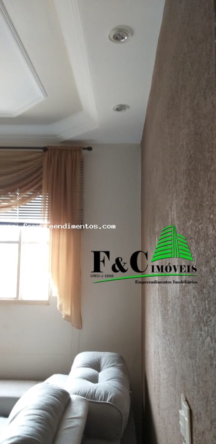 Apartamento à venda com 2 quartos, 42m² - Foto 2