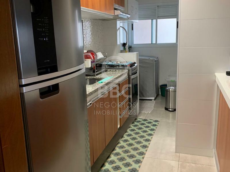 Apartamento à venda com 2 quartos, 67m² - Foto 5