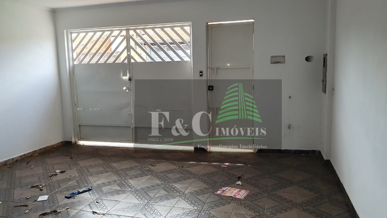 Casa para alugar com 2 quartos, 125m² - Foto 1