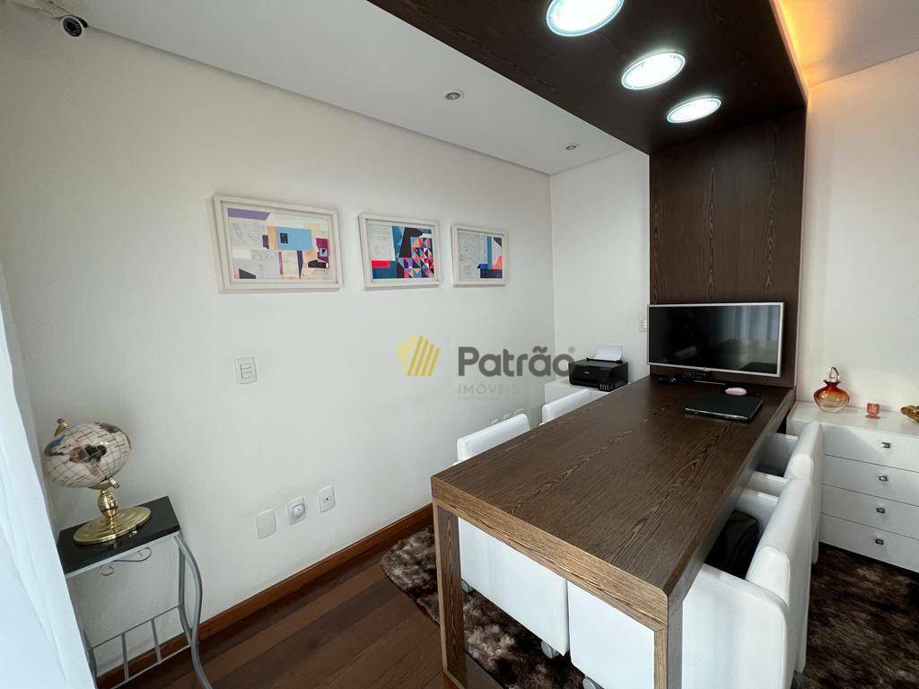 Apartamento à venda com 3 quartos, 227m² - Foto 28