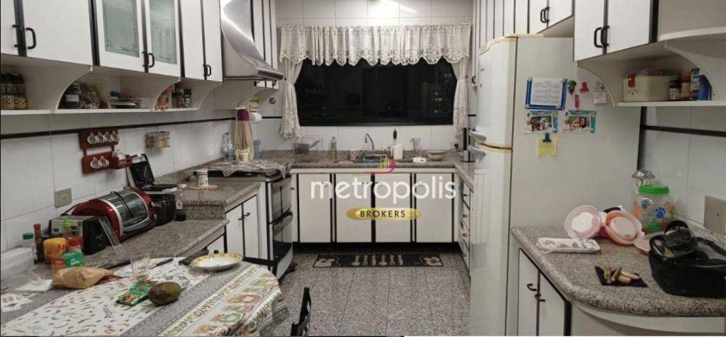 Apartamento à venda com 4 quartos, 200m² - Foto 7