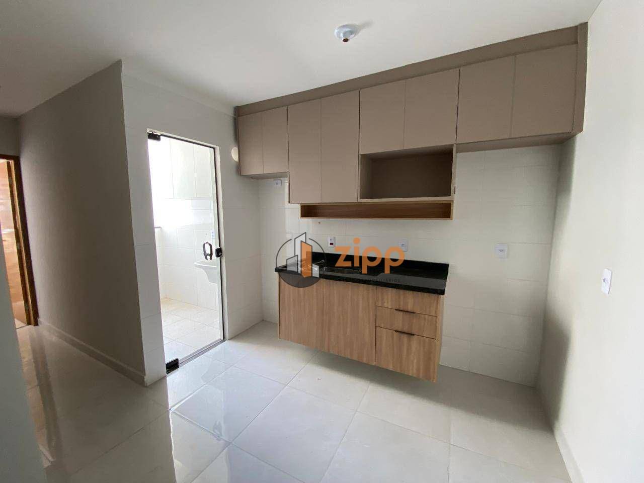 Apartamento para alugar com 2 quartos, 42m² - Foto 3