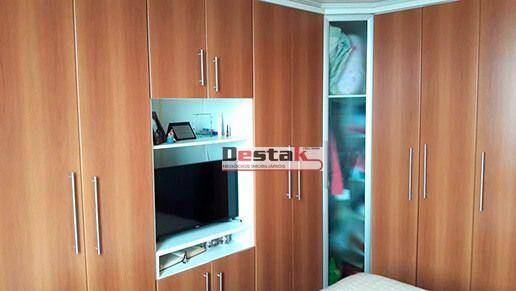 Apartamento à venda com 2 quartos, 80m² - Foto 33