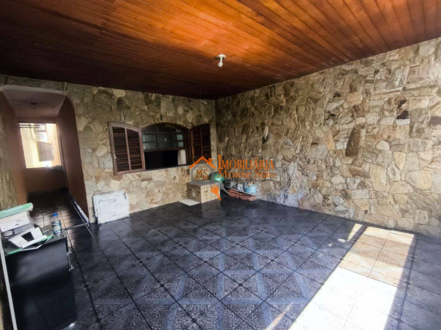 Sobrado à venda com 3 quartos, 200m² - Foto 4