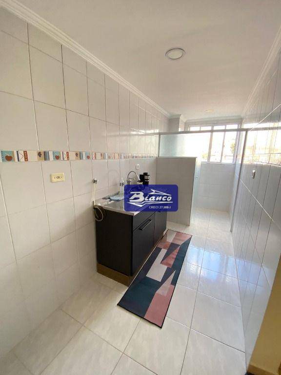 Apartamento à venda e aluguel com 2 quartos, 70m² - Foto 4