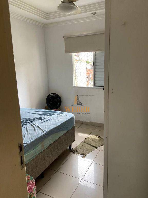 Apartamento à venda com 2 quartos, 52m² - Foto 4