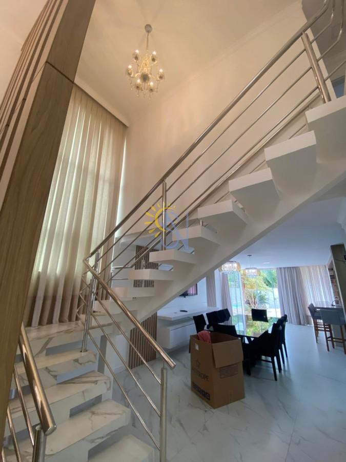Sobrado para alugar com 4 quartos - Foto 1