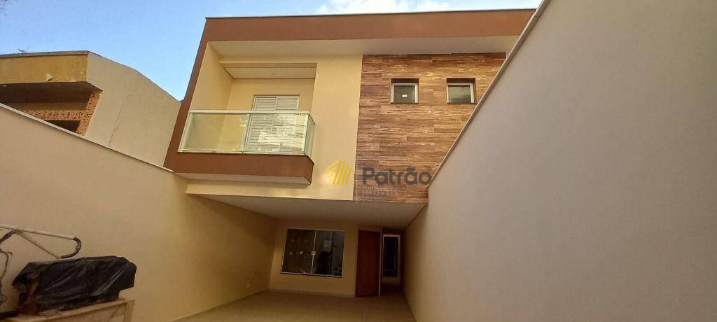 Sobrado à venda com 3 quartos, 200m² - Foto 2