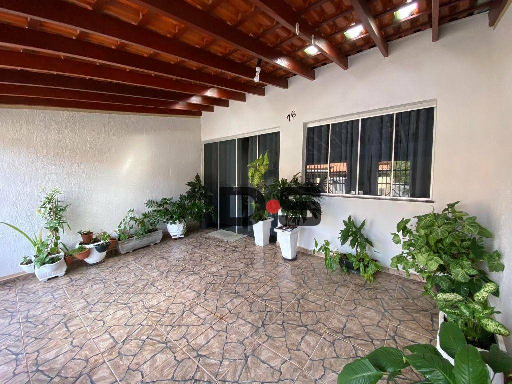 Casa à venda com 3 quartos, 120m² - Foto 3