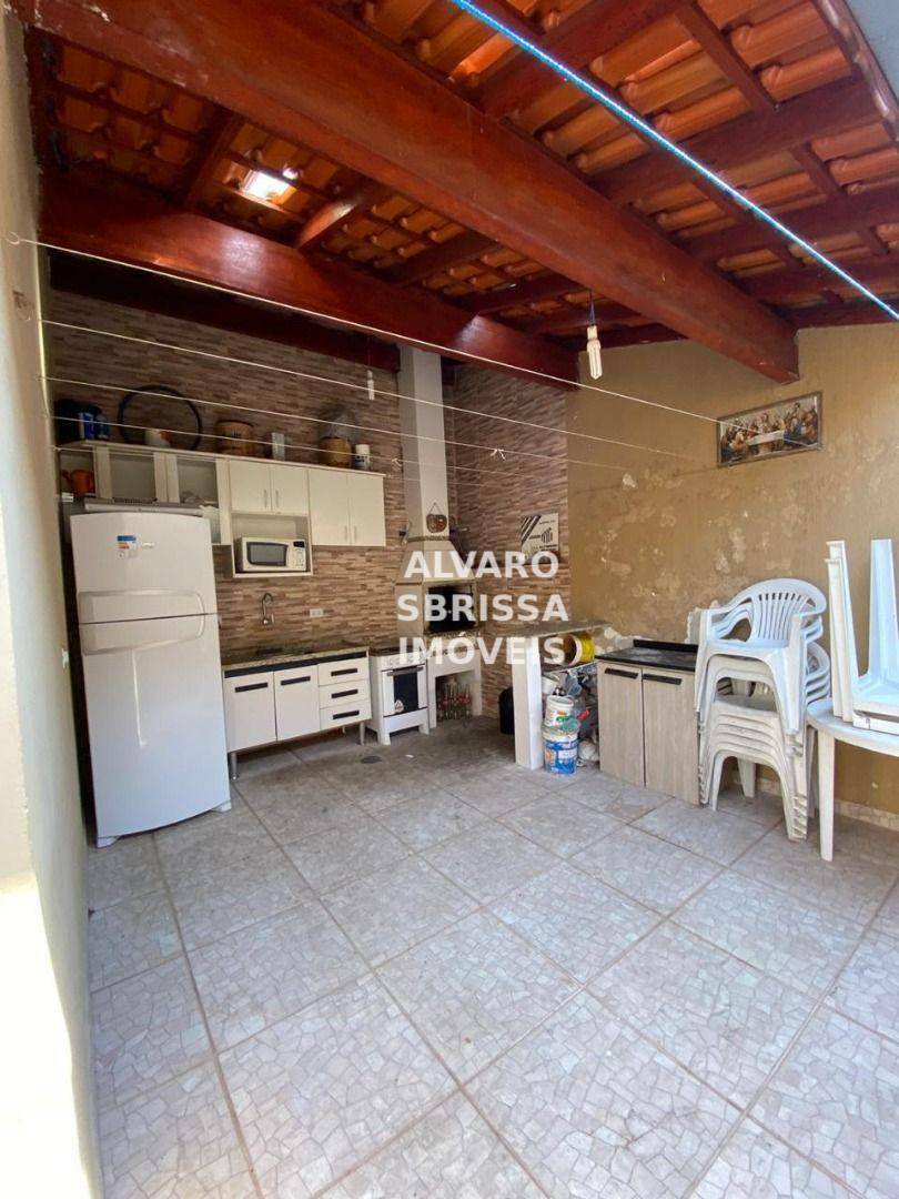 Casa à venda com 2 quartos, 183m² - Foto 30