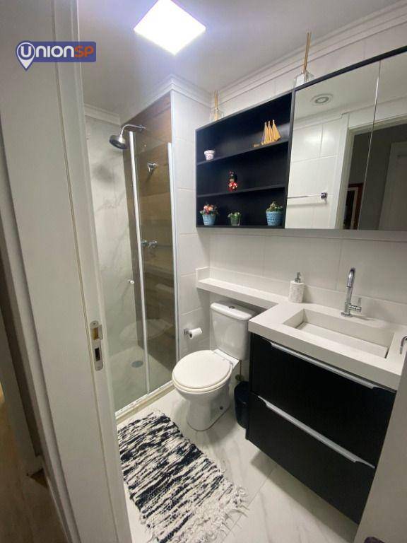 Apartamento à venda com 2 quartos, 67m² - Foto 8