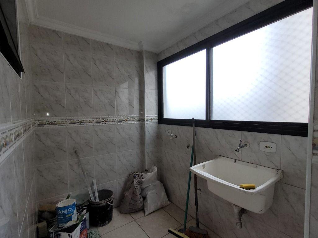 Apartamento à venda com 3 quartos, 120m² - Foto 6