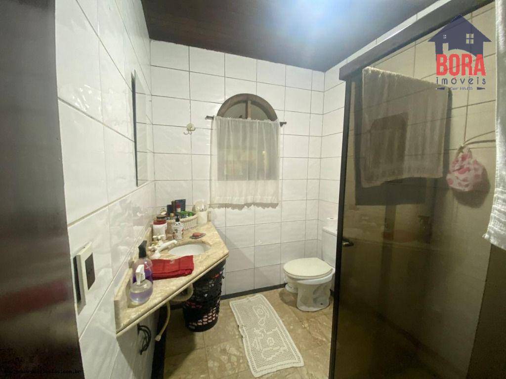 Casa à venda com 4 quartos, 181m² - Foto 22