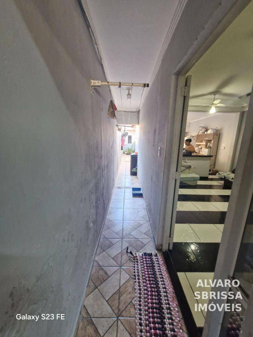 Casa à venda com 3 quartos, 114m² - Foto 7