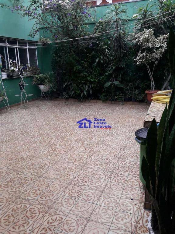 Sobrado à venda com 3 quartos, 208m² - Foto 4