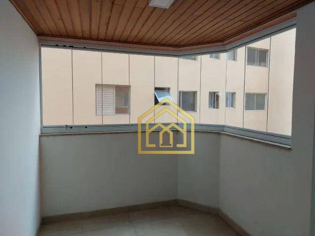 Apartamento à venda com 2 quartos, 77m² - Foto 4