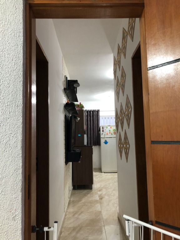 Apartamento à venda com 2 quartos, 40m² - Foto 10