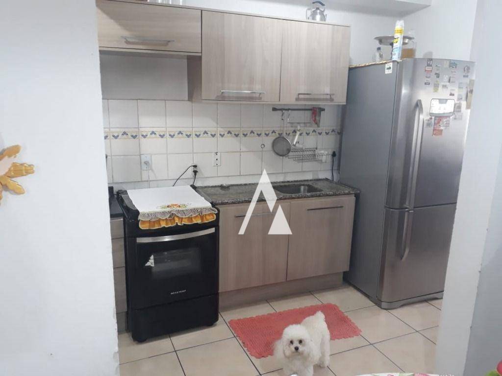 Sobrado à venda com 3 quartos, 88m² - Foto 4