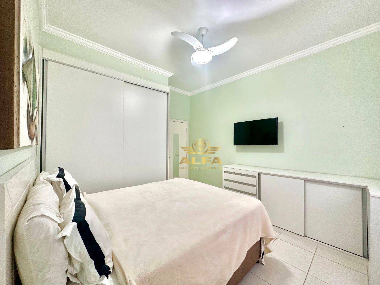 Casa à venda com 4 quartos, 200m² - Foto 14