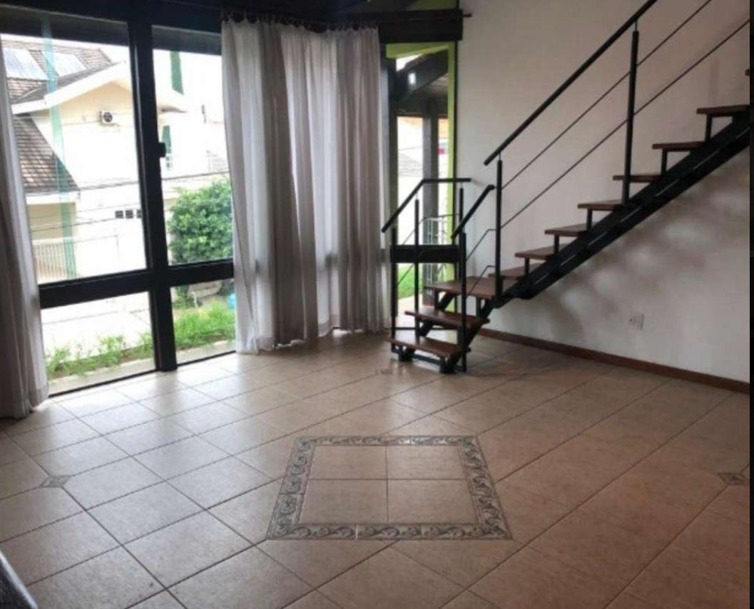 Casa para alugar com 4 quartos, 460m² - Foto 4