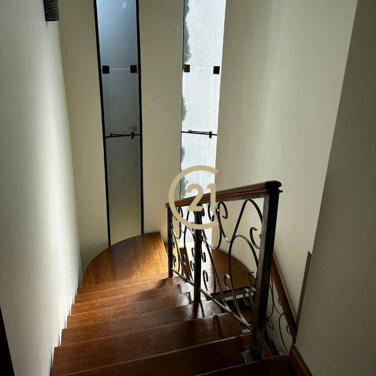 Casa de Condomínio à venda com 4 quartos, 340m² - Foto 12