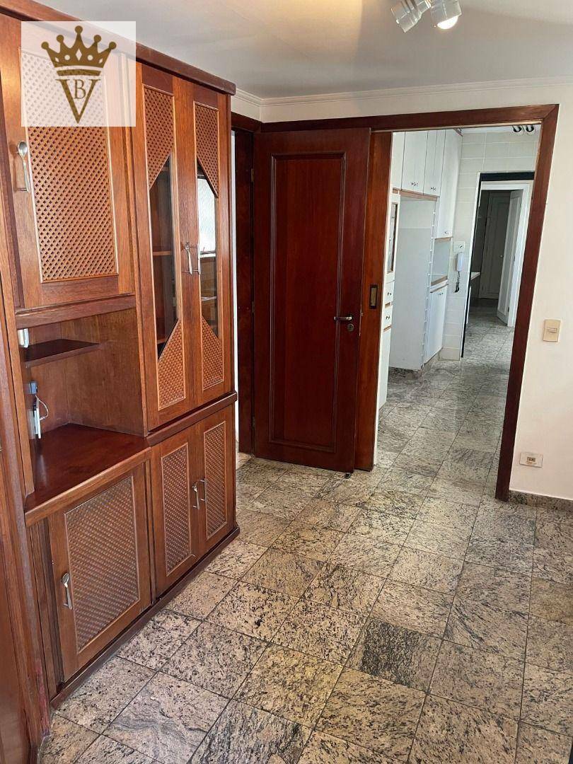 Apartamento à venda e aluguel com 3 quartos, 221m² - Foto 6