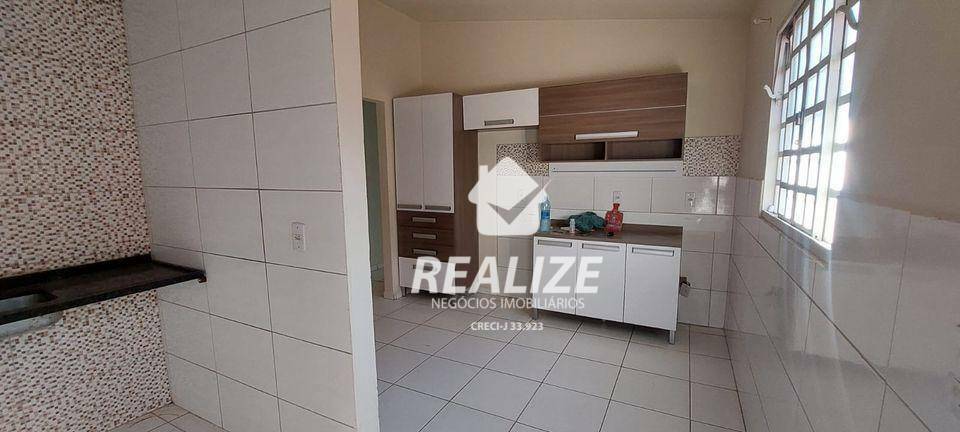 Casa à venda com 2 quartos, 90m² - Foto 8